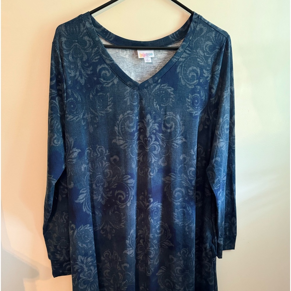 Lularoe Emily swing dress with pockets.
